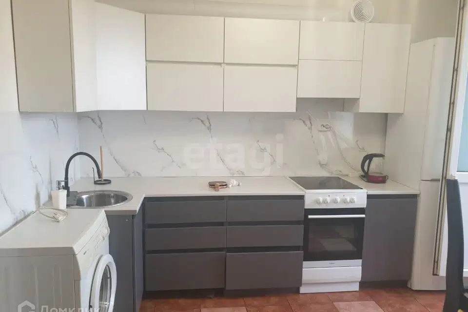 Продаётся 3-комнатная квартира, 82.5 м²