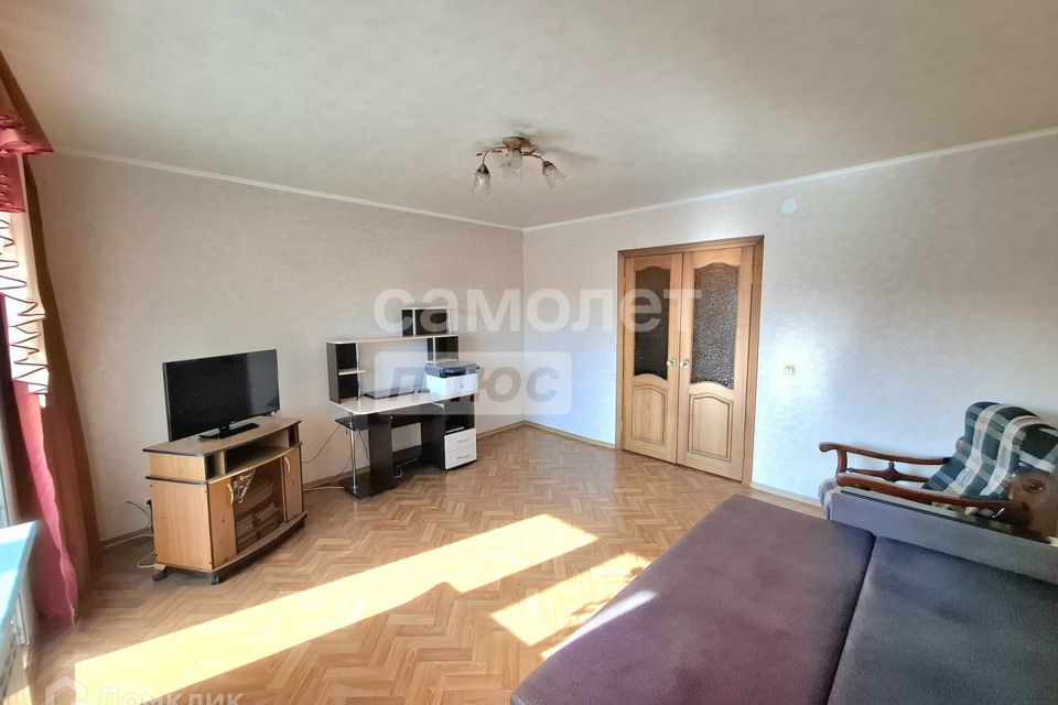 Продаётся 2-комнатная квартира, 71.3 м²