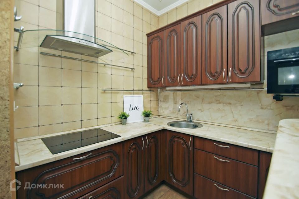 Продаётся 3-комнатная квартира, 120 м²