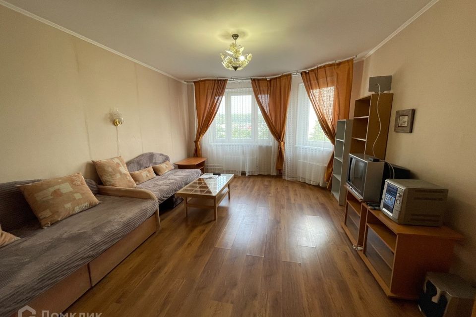 Сдаётся 2-комнатная квартира, 63 м²