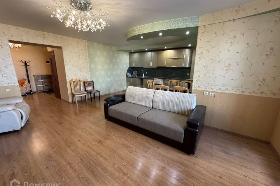 Сдаётся 2-комнатная квартира, 80 м²