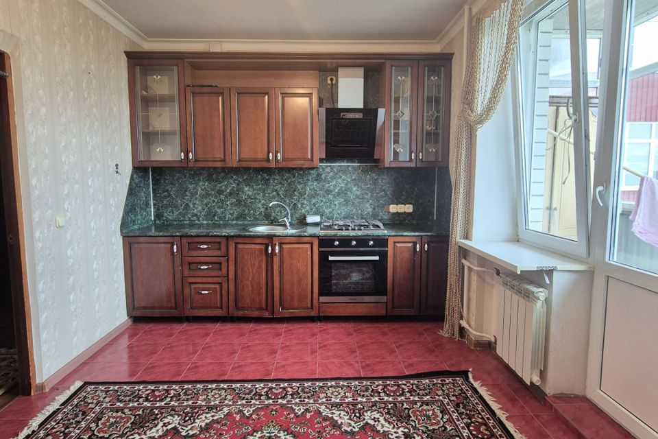 Сдаётся 2-комнатная квартира, 70 м²
