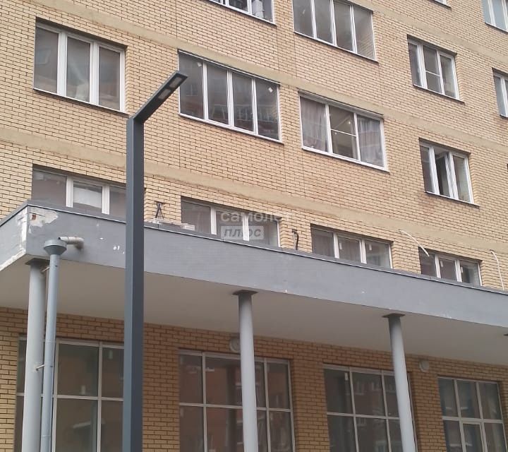 Продаётся 2-комнатная квартира, 76.9 м²
