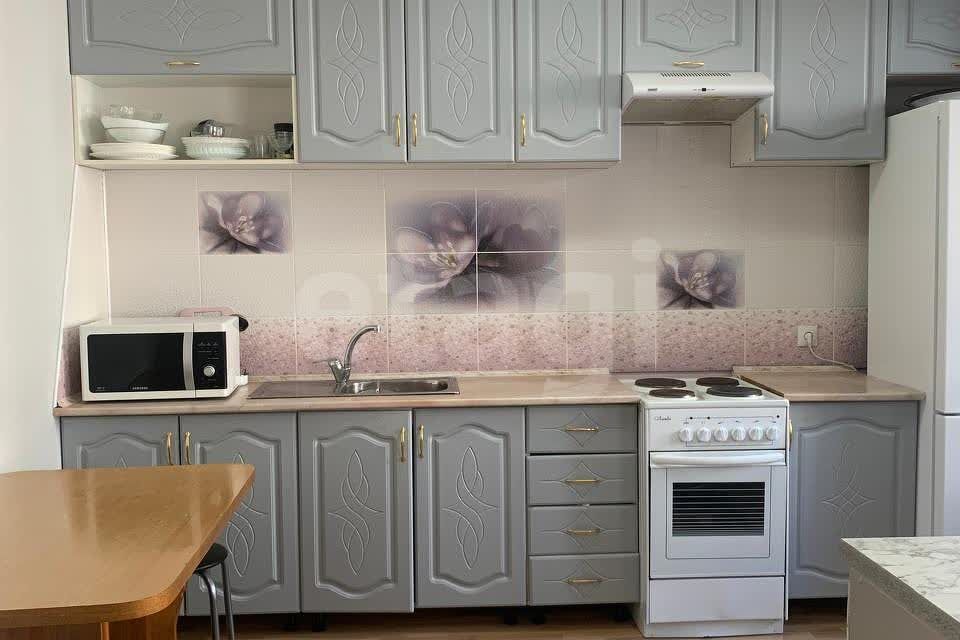 Продаётся 2-комнатная квартира, 60.2 м²