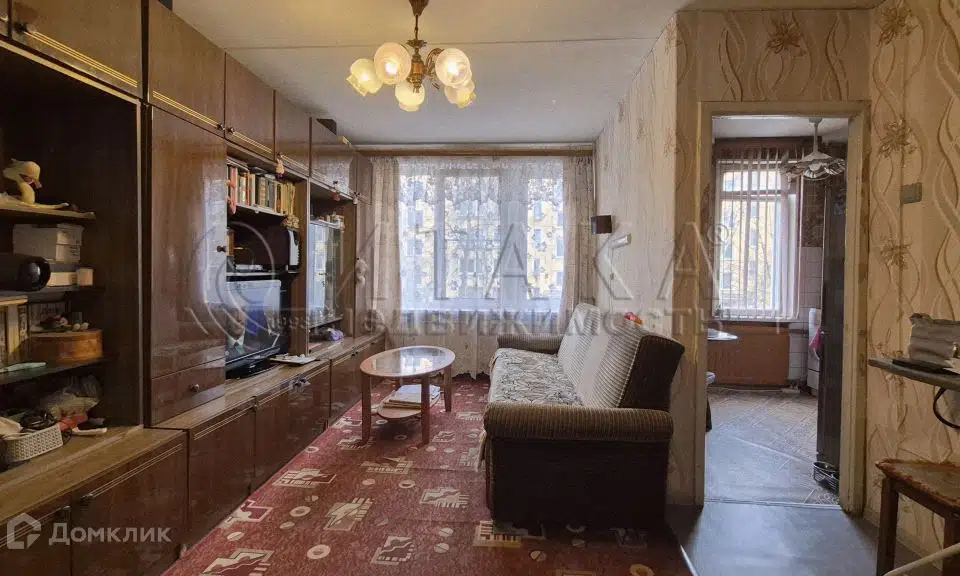 Продаётся 3-комнатная квартира, 41.5 м²