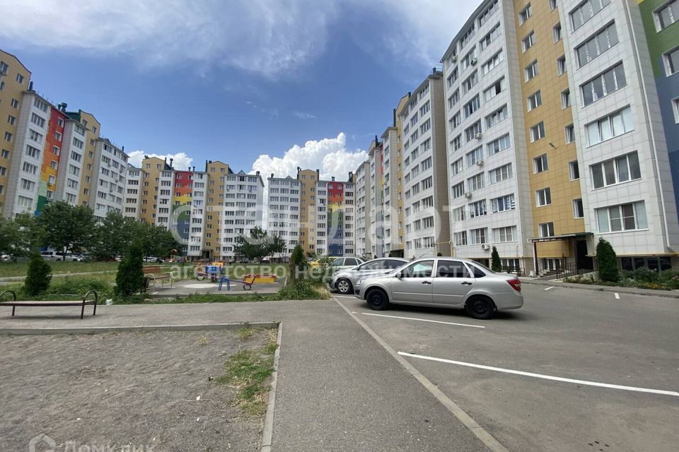 Продаётся 2-комнатная квартира, 57.6 м²