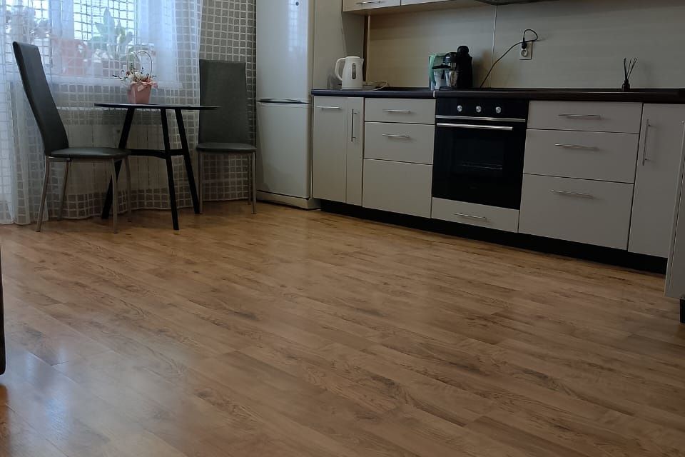 Продаётся 2-комнатная квартира, 40.7 м²