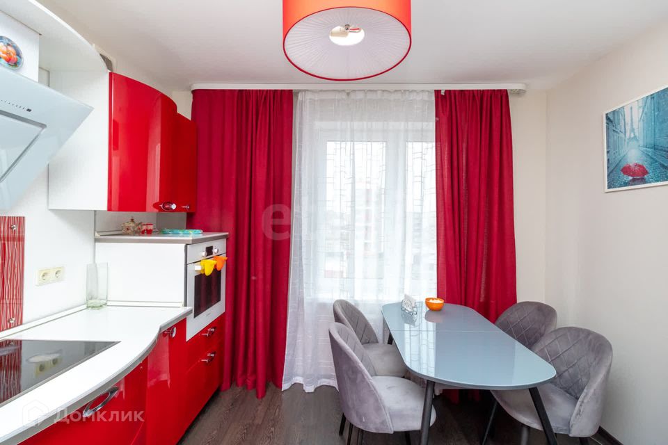 Сдаётся 2-комнатная квартира, 54 м²
