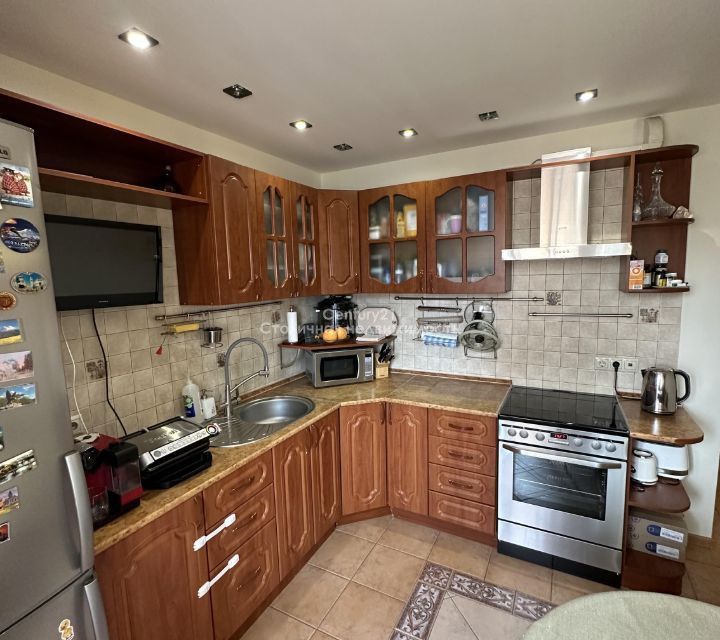 Продаётся 1-комнатная квартира, 41.9 м²