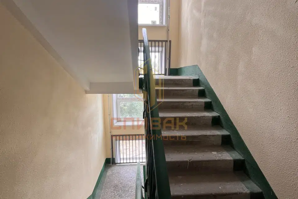 Продаётся 3-комнатная квартира, 55.6 м²