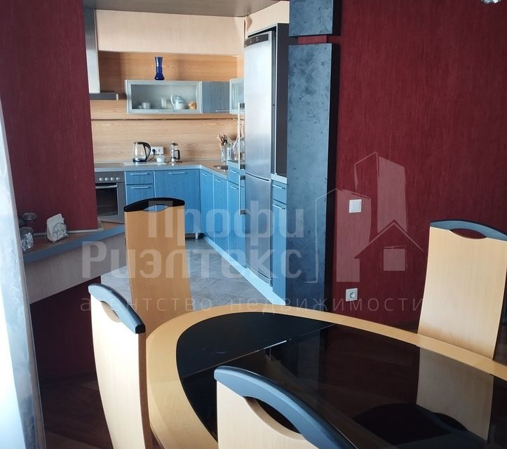 Продаётся 3-комнатная квартира, 87.5 м²