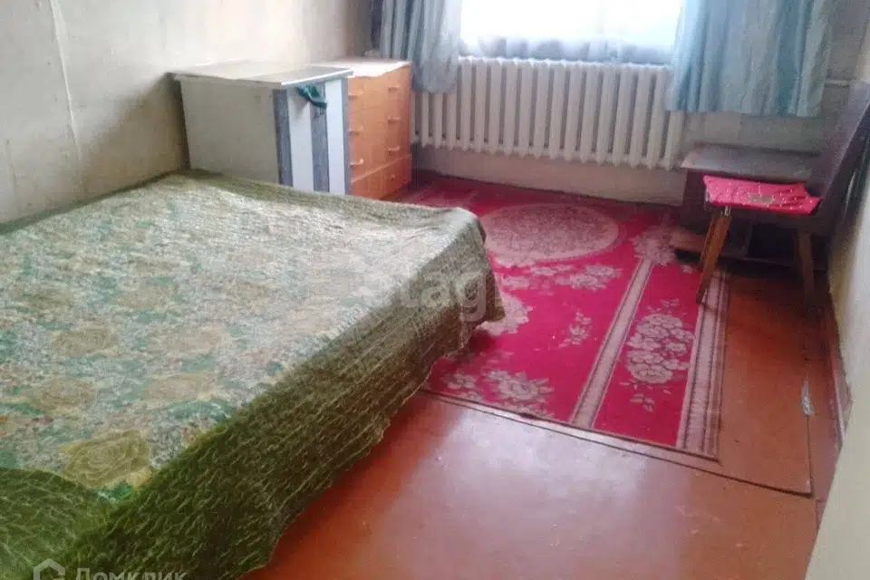 Продаётся 4-комнатная квартира, 75.2 м²