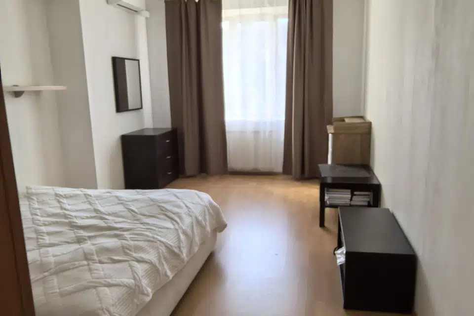 Продаётся студия, 186.9 м²
