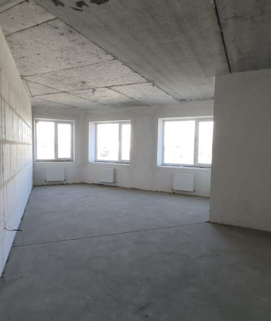 Продаётся 3-комнатная квартира, 111 м²