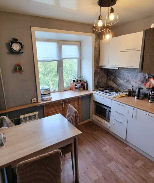 Продаётся 3-комнатная квартира, 57.4 м²