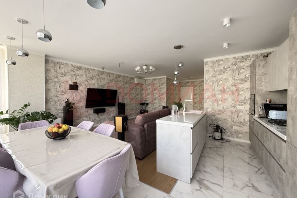 Продаётся 3-комнатная квартира, 94 м²