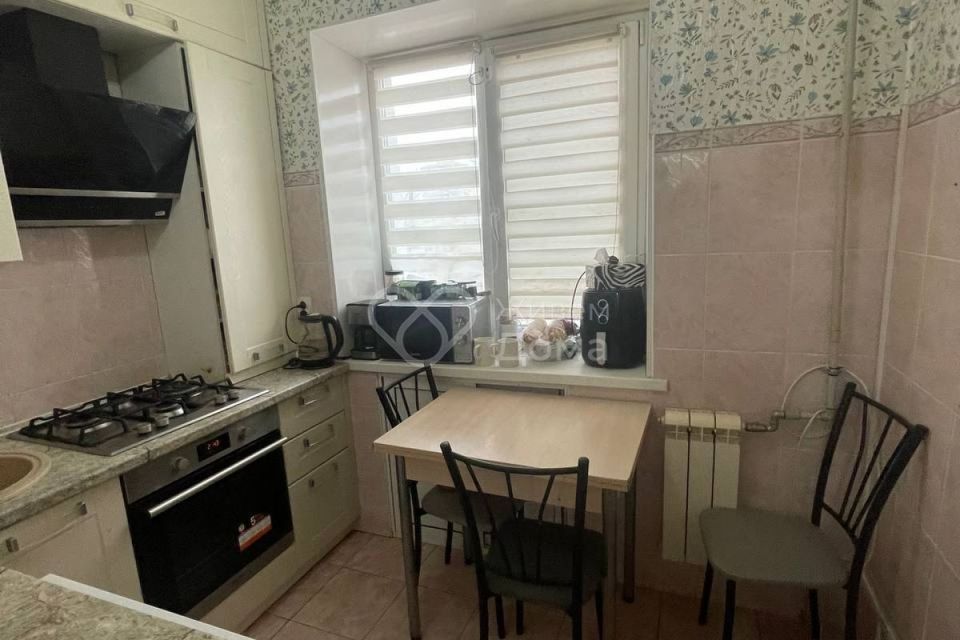 Продаётся 3-комнатная квартира, 57.5 м²
