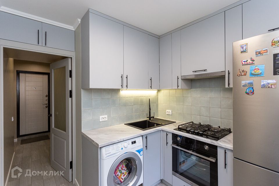 Продаётся 3-комнатная квартира, 56.8 м²