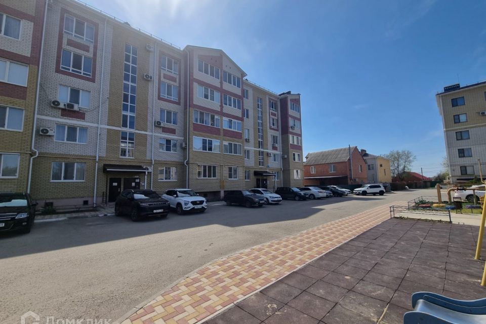 Продаётся 2-комнатная квартира, 64.8 м²