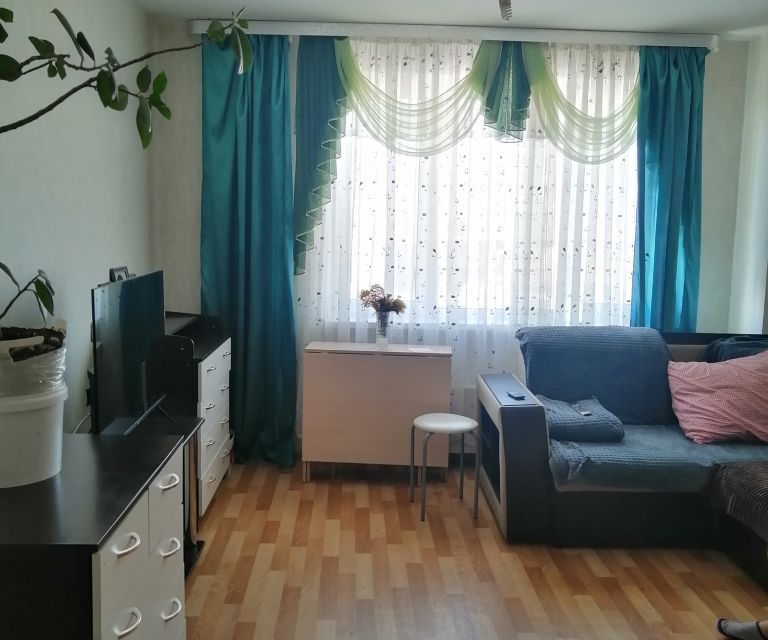 Продаётся 3-комнатная квартира, 64 м²