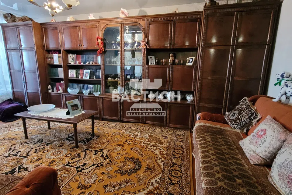 Продаётся 3-комнатная квартира, 72.2 м²