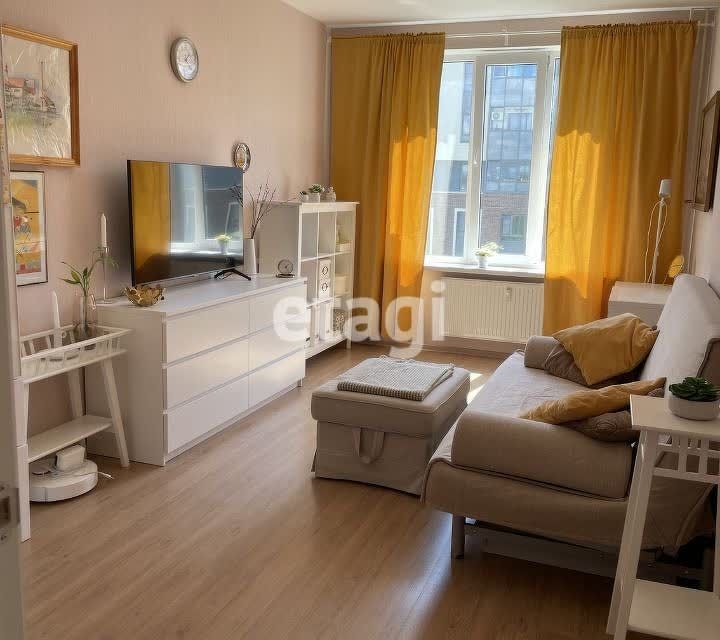Продаётся 2-комнатная квартира, 57.7 м²