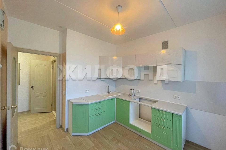 Продаётся 1-комнатная квартира, 37.9 м²