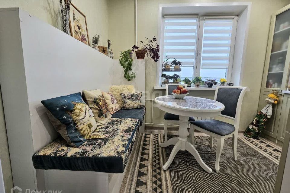 Продаётся 1-комнатная квартира, 37.8 м²