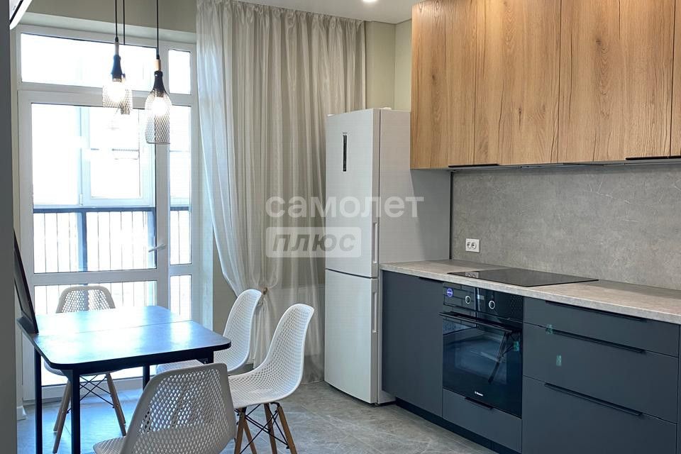 Продаётся 1-комнатная квартира, 46.7 м²