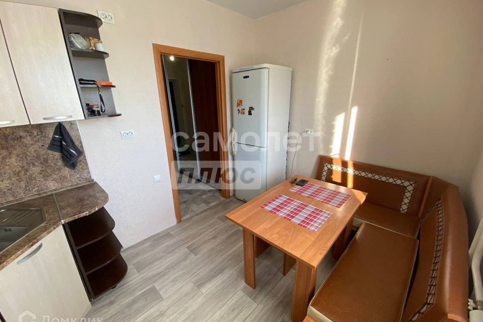 Продаётся 2-комнатная квартира, 54.7 м²