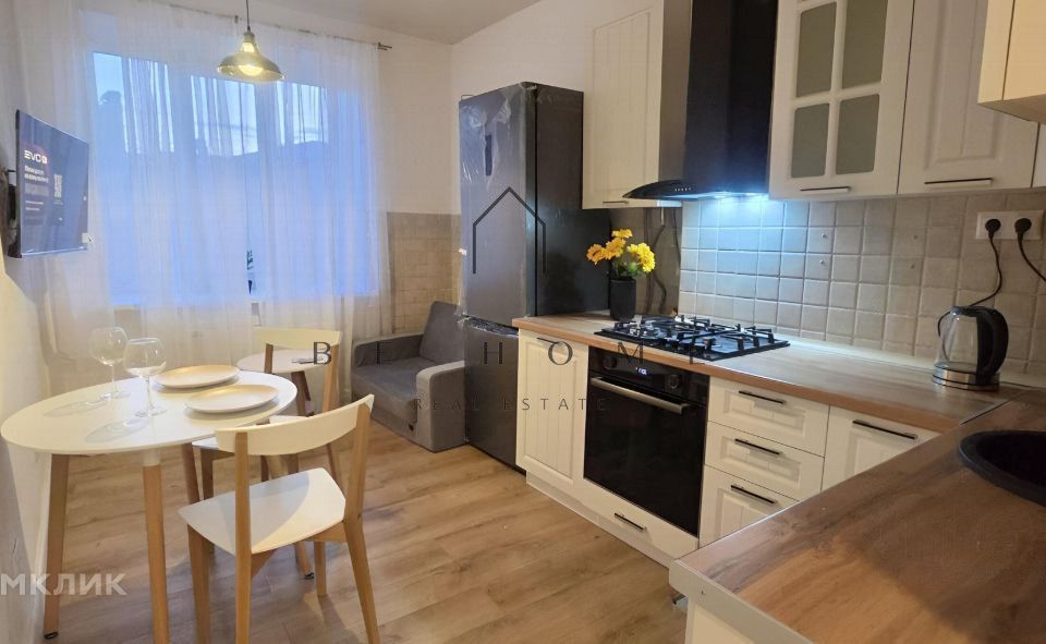 Сдаётся 1-комнатная квартира, 60 м²