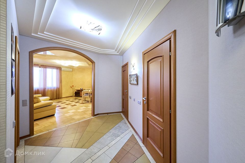 Продаётся 3-комнатная квартира, 96.3 м²