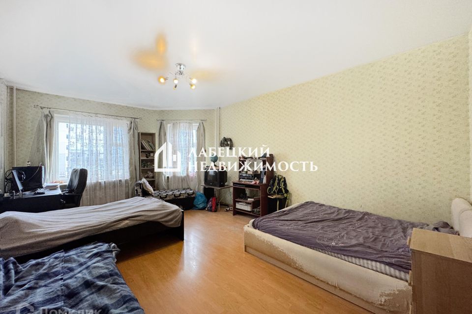Продаётся 1-комнатная квартира, 46.6 м²