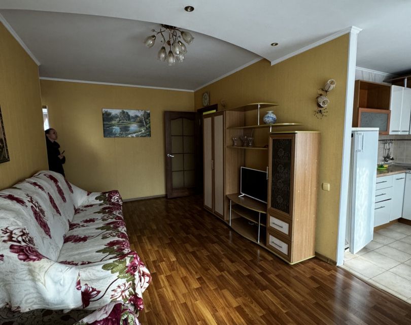 Продаётся 3-комнатная квартира, 57 м²