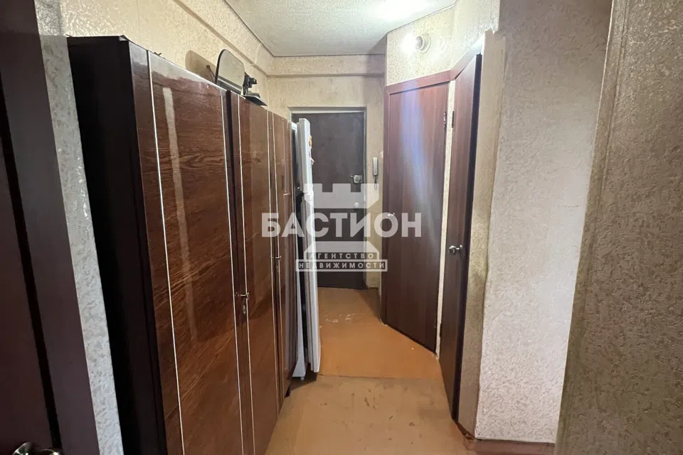 Продаётся 3-комнатная квартира, 53.6 м²