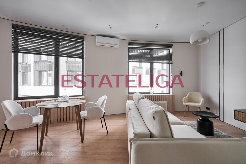 Сдаётся 1-комнатная квартира, 54 м²