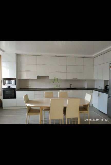 Продаётся 3-комнатная квартира, 75.6 м²