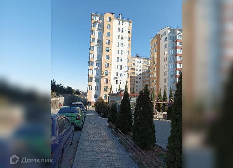 Продаётся 2-комнатная квартира, 59.6 м²