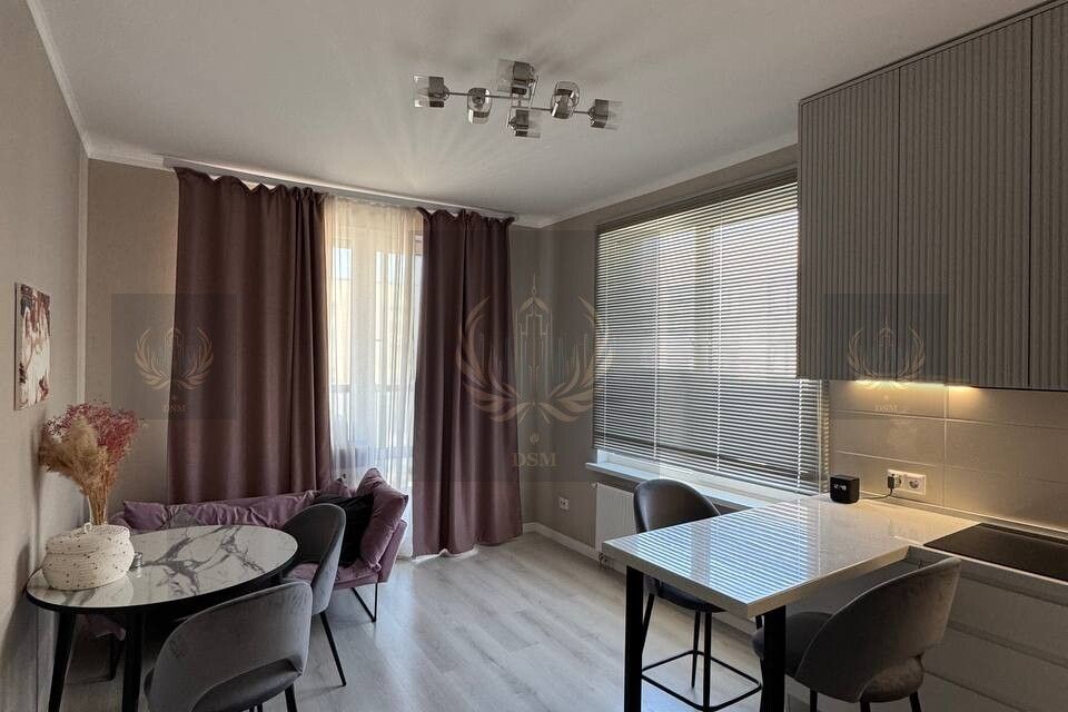 Сдаётся 2-комнатная квартира, 57 м²