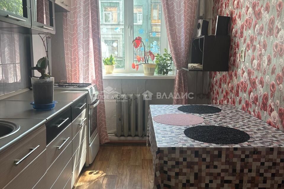 Сдаётся 2-комнатная квартира, 56.1 м²