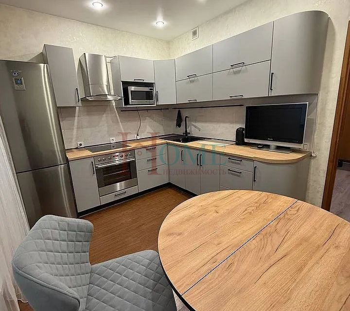 Сдаётся 1-комнатная квартира, 40 м²