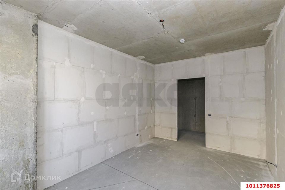 Продаётся 2-комнатная квартира, 65.6 м²