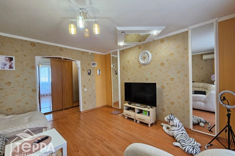 Продаётся 3-комнатная квартира, 64.6 м²