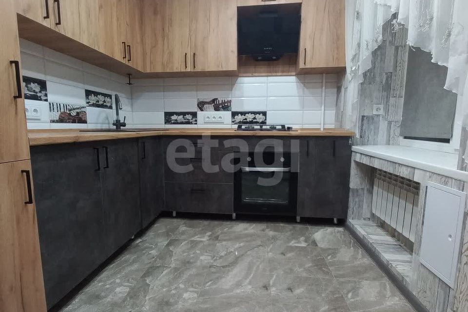Продаётся 3-комнатная квартира, 58 м²