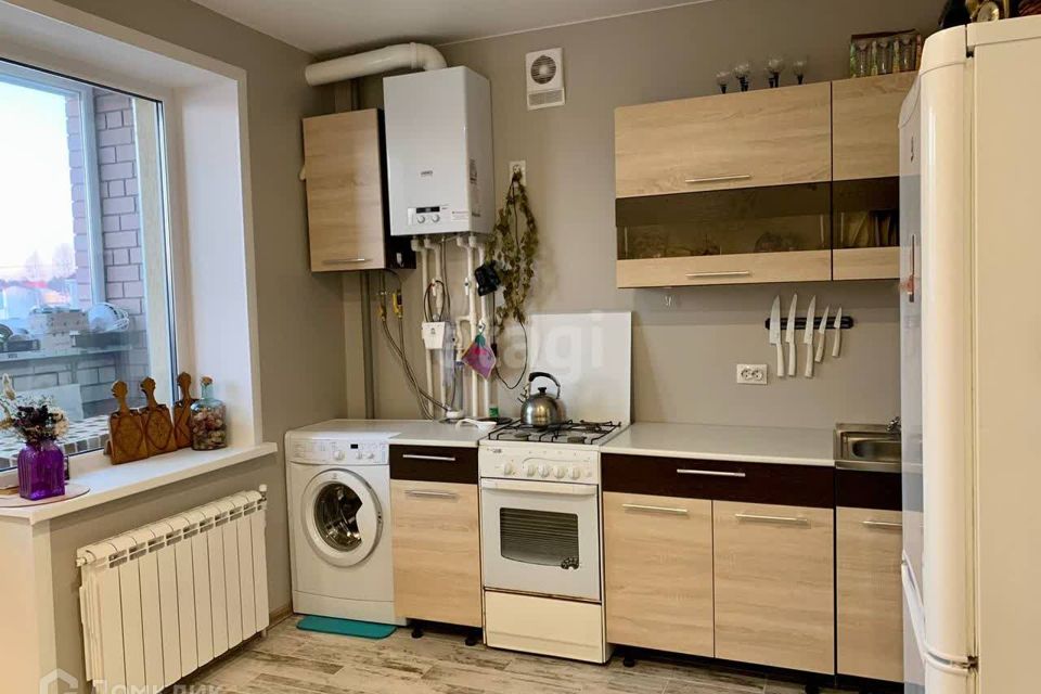 Продаётся 1-комнатная квартира, 41.9 м²