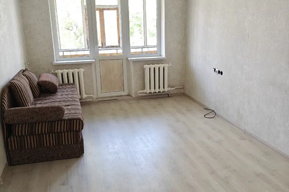 Продаётся 3-комнатная квартира, 60 м²