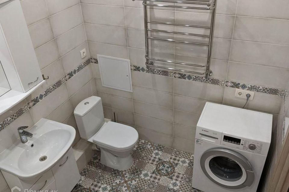 Сдаётся 2-комнатная квартира, 55 м²
