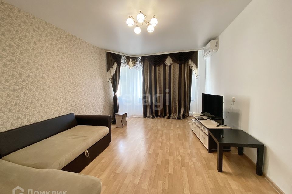 Сдаётся 1-комнатная квартира, 40.3 м²