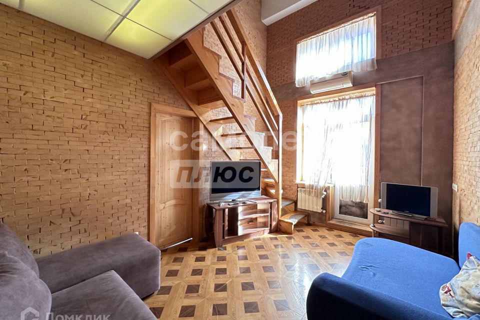 Продаётся 2-комнатная квартира, 62 м²
