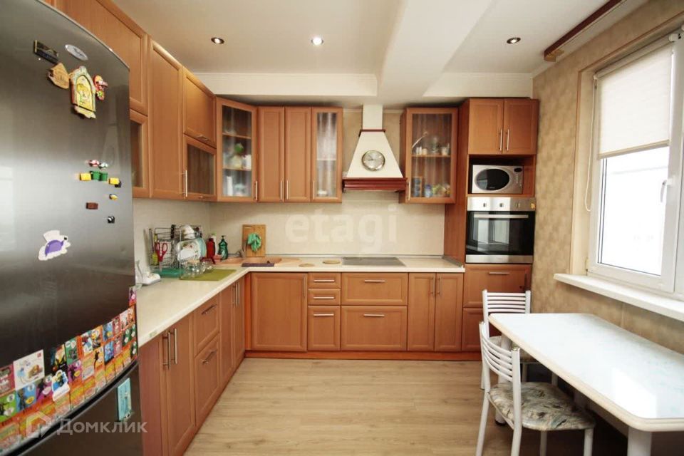 Продаётся 2-комнатная квартира, 75 м²